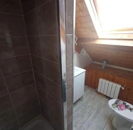 15 Personnes Confort Et Authenticite Γκρανβίλ